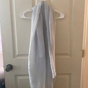 NWT a new day scarf 🧣
